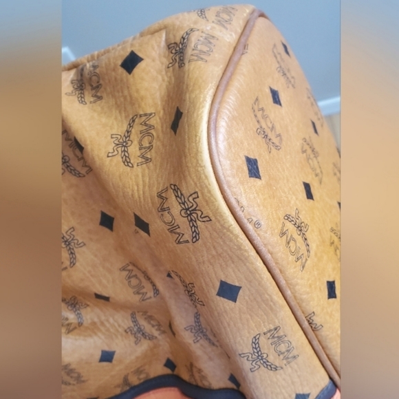 ❣️MCM Cognac Tote Bag❣️ - Picture 8 of 16
